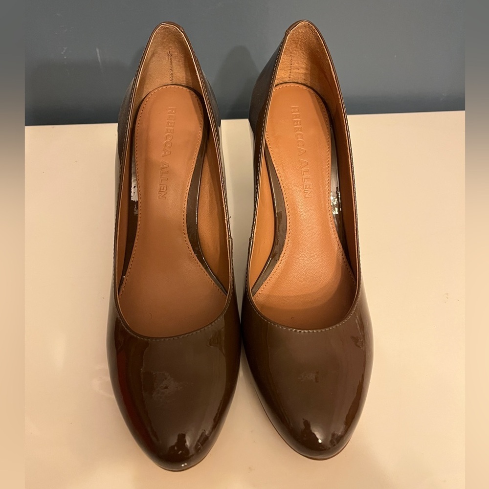 Rebecca Allen Brown Patent Leather Pumps